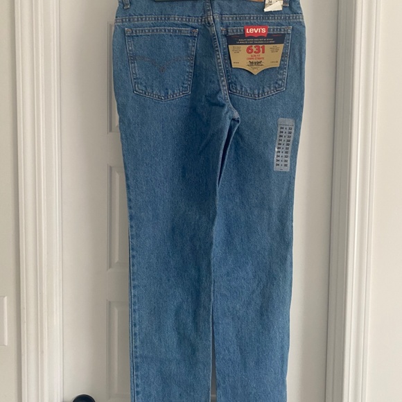 NWT Deadstock Vintage 1990s/2000s Levi’s 631 Slim Fit Mom Jean light wash - Picture 6 of 8